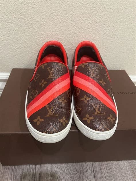 badjas louis vuitton|louis vuitton shoes.